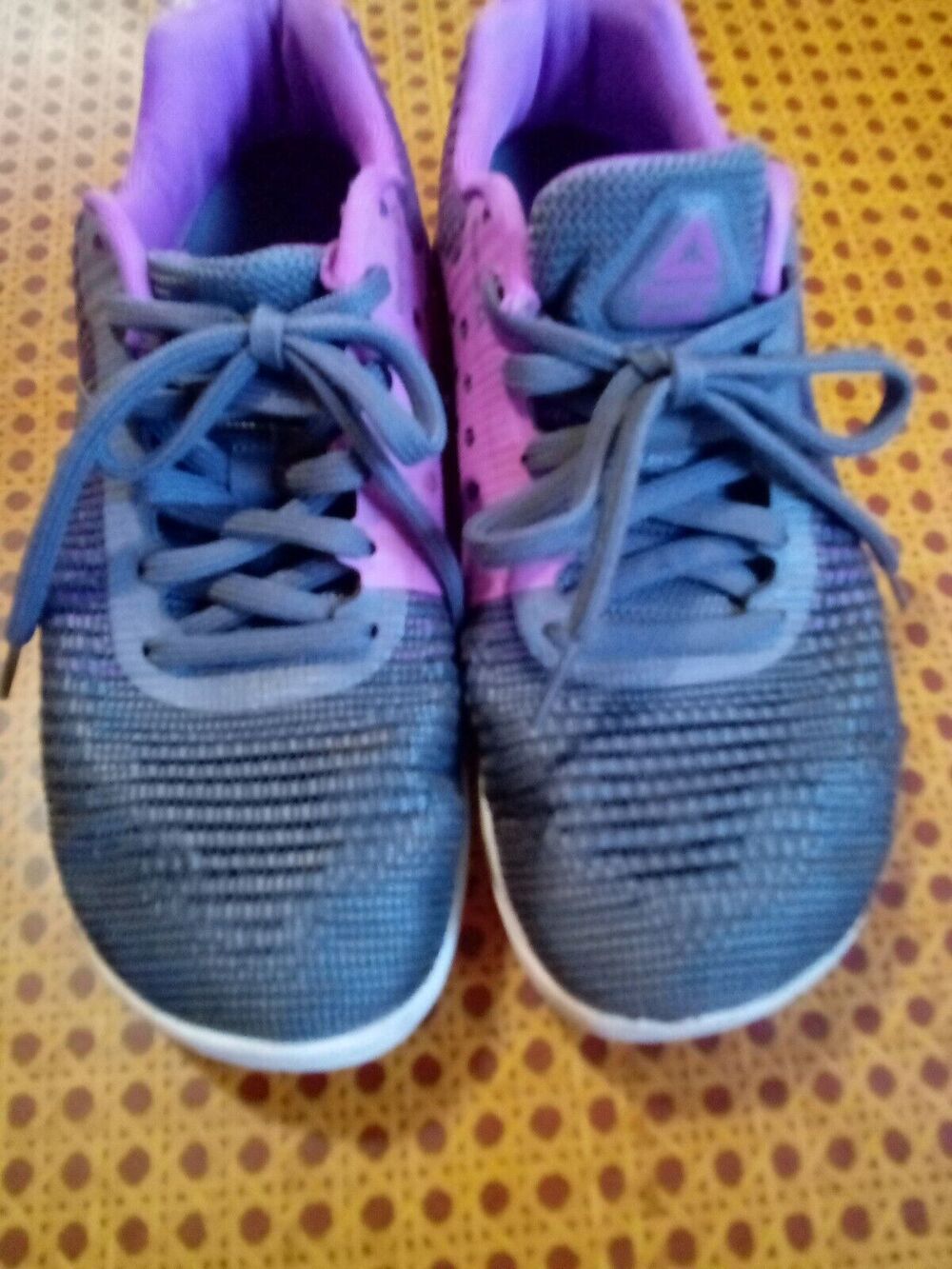 Reebok Crossfit Athletic Training Shoes dark pink/ purple with gray women's 8